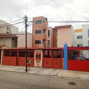 Departamento en venta en Lomas de Guevara, Guadalajara, Jalisco, 198 mt2, 3 recamaras